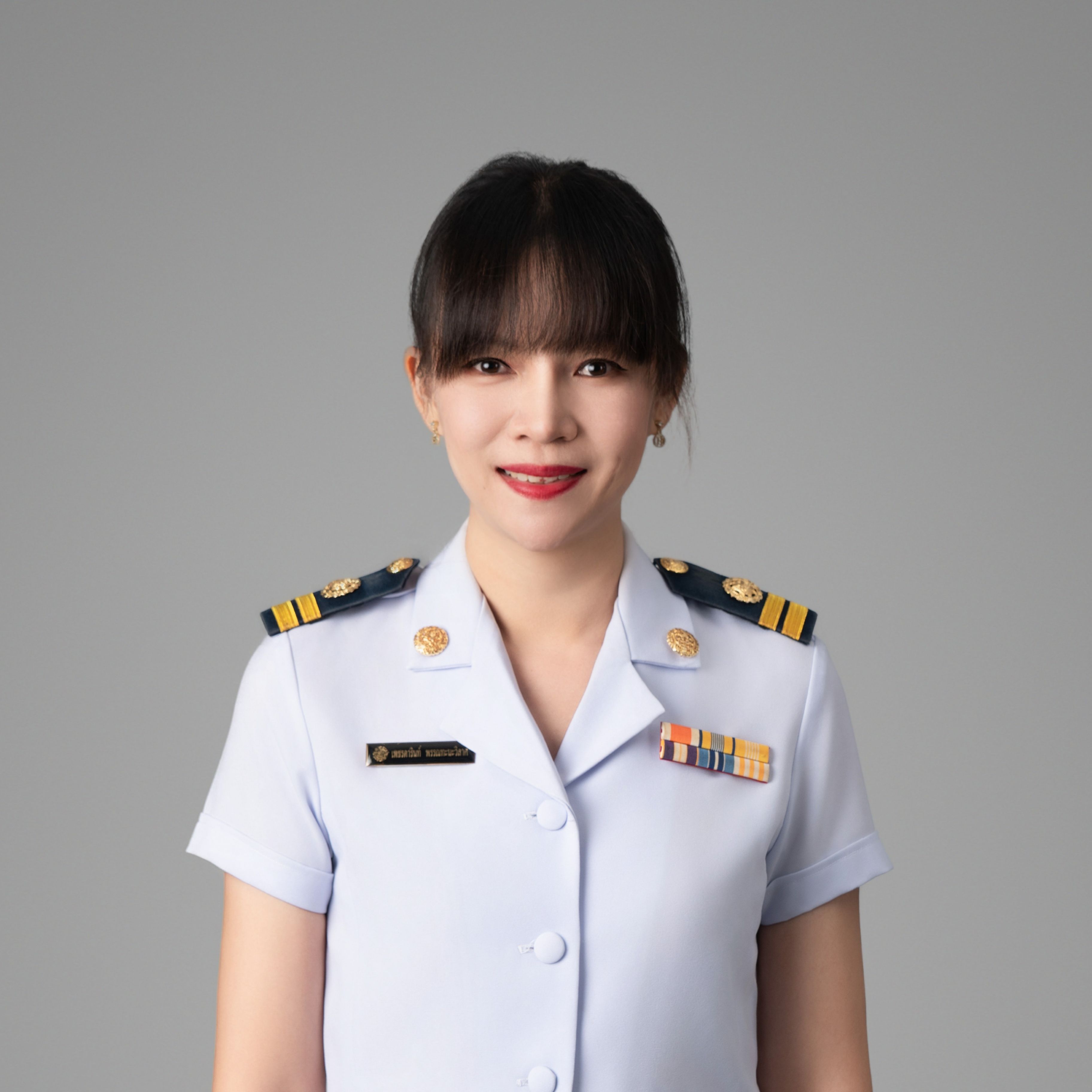 เพชรดารินท์ พรรณทะนะวิลาศ